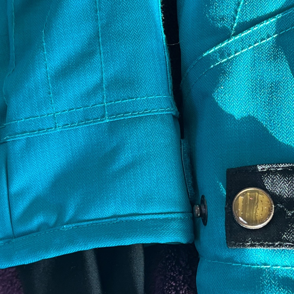 Obermeyer Riley Snowboard Jacket - Picture 6 of 8